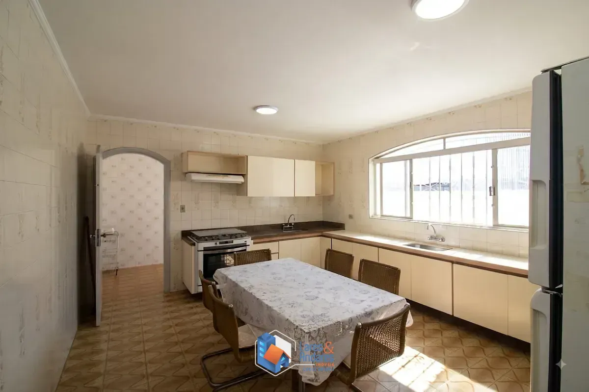 Foto do imóvel Sobrado para venda em Vila Santa Maria com 3 quartos, sendo 1 suíte, 166m² em Rua Thomaz Antônio Villani
