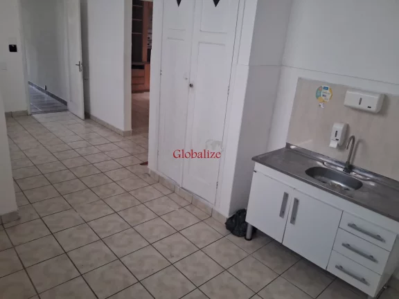 Imagem Casa sobreposta térrea em Santos no bairro do Gonzaga com características para ser comércio para locação por R$ 7.000,00 ou venda por R$ 1.175.000,00
