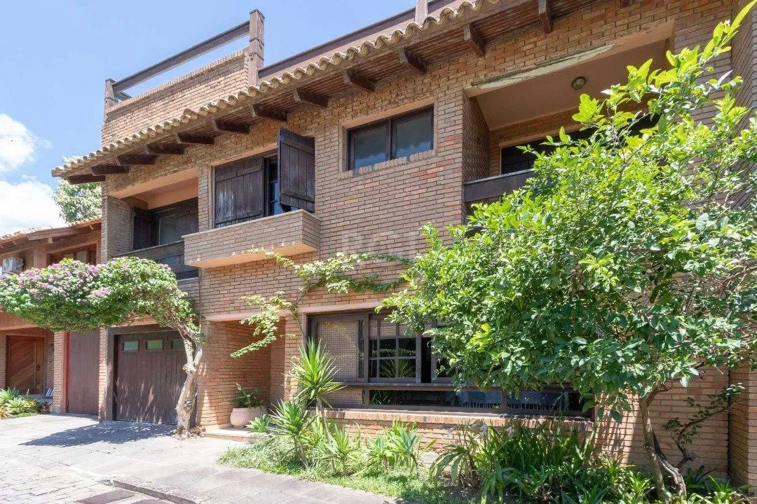 Imagem Casa Condominio para Venda - 331.2m², 4 dormitórios, sendo 4 suites, 2 vagas - Tristeza