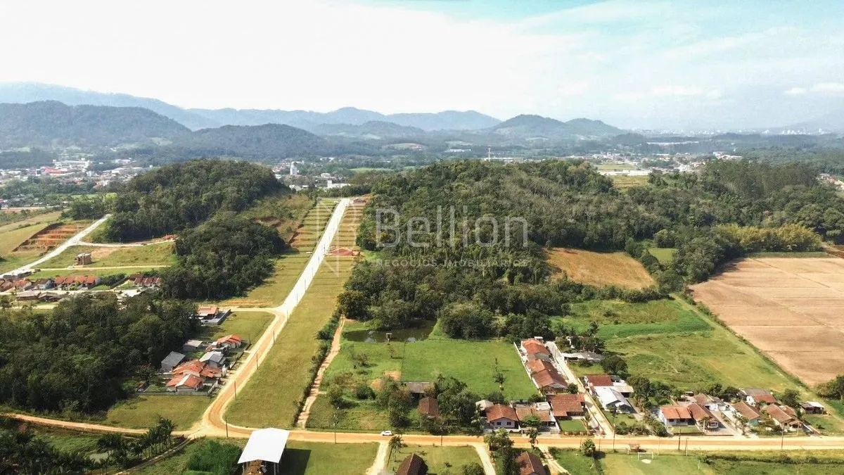 Imagem Terreno excepcional no coração de Rio dos Cedros!