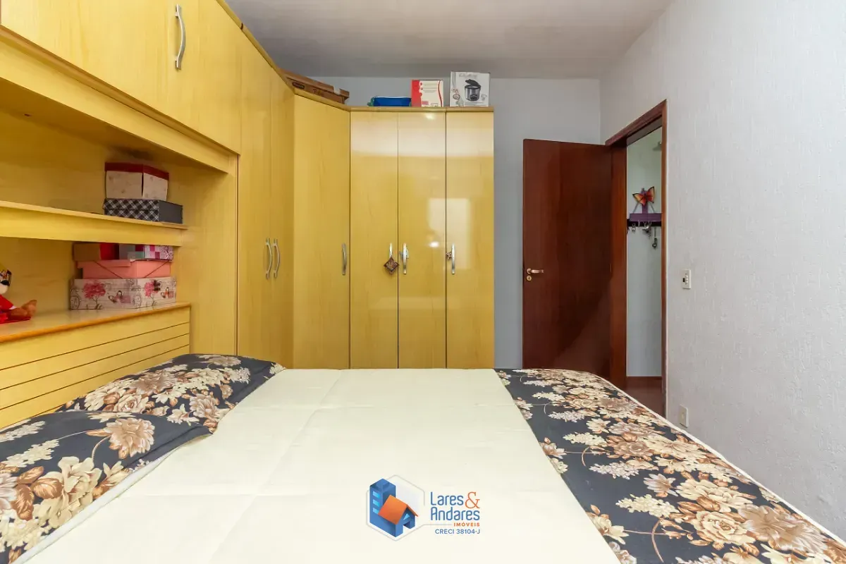 Imagem Casa para venda em Chácara Inglesa com 3 quartos, sendo 1 suíte, 187m²