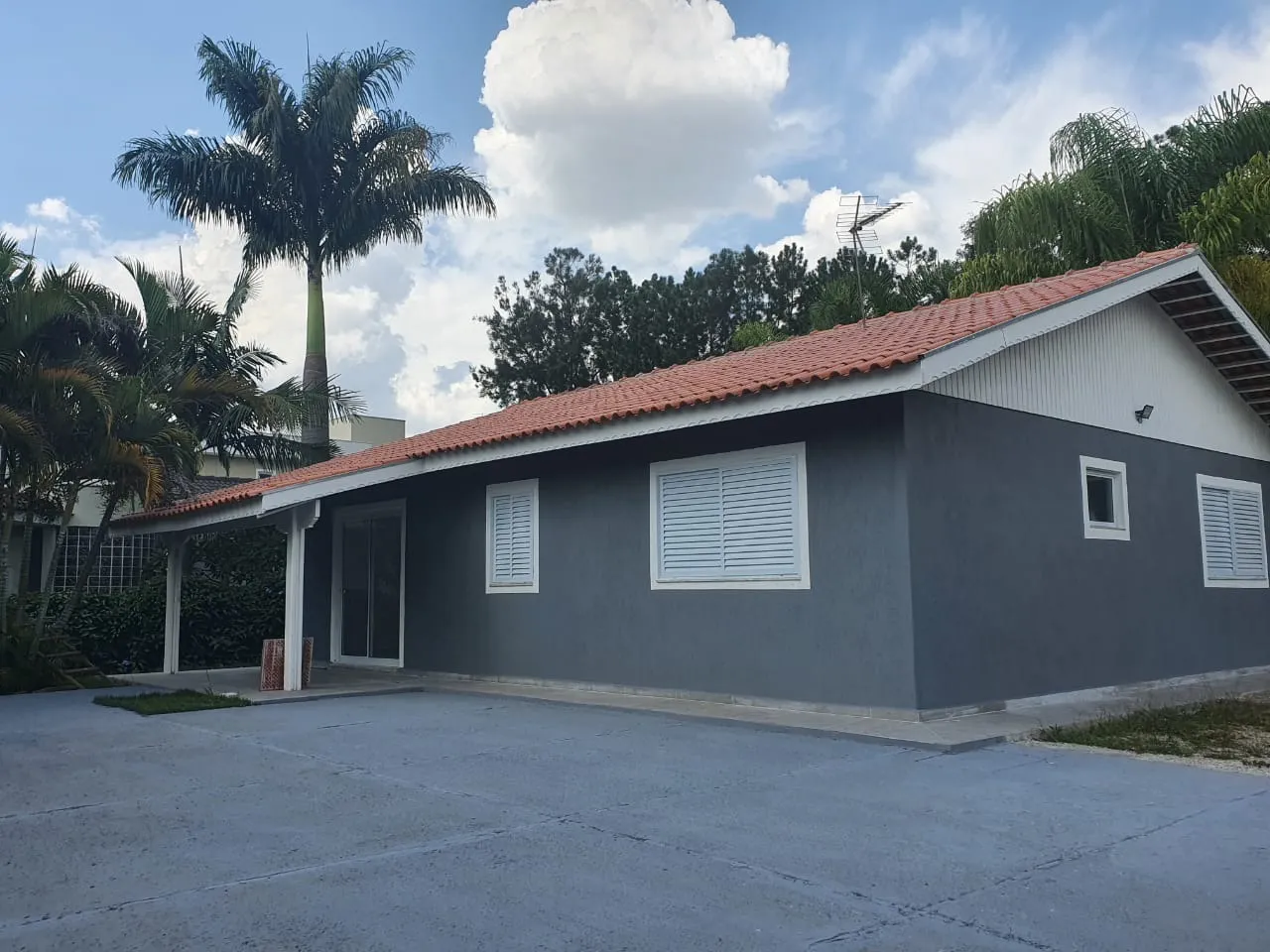 Imagem Linda Casa a Venda no Condomínio Village Castelo em Itu/SP com 276m².