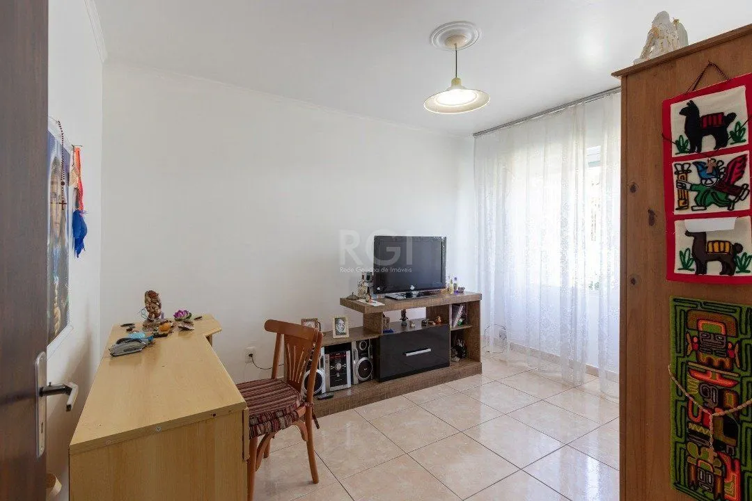 Imagem Casa para Venda - 182m², 4 dormitórios, sendo 1 suites, 4 vagas - Jardim Isabel