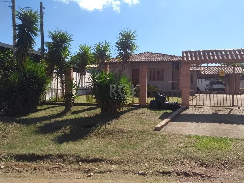 Imagem Casa para Venda - 250m², 2 dormitórios, 4 vagas - Lageado
