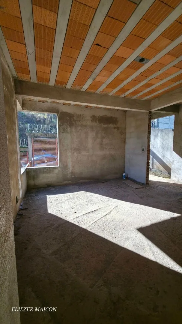 Imagem Casa a venda em construção com 3 quartos bairro vivaldi leite Poços de Caldas