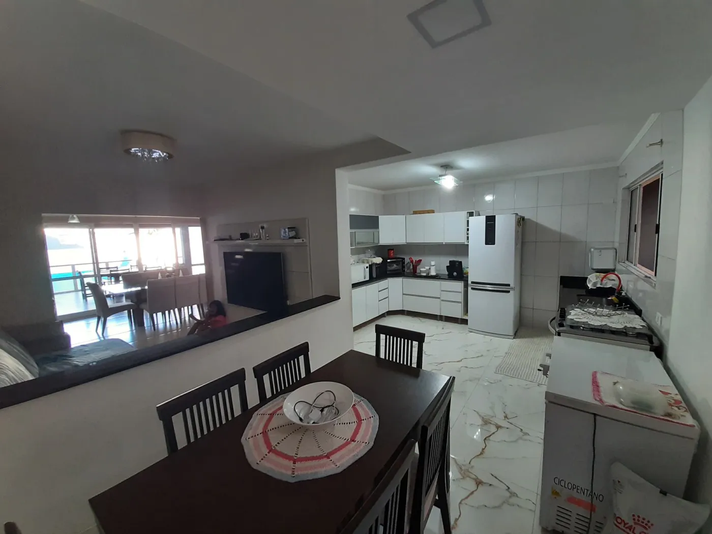 Imagem Casa para Venda em Itanhaém, Campos Eliseos, 5 dormitórios, 2 suítes, 3 banheiros, 10 vagas