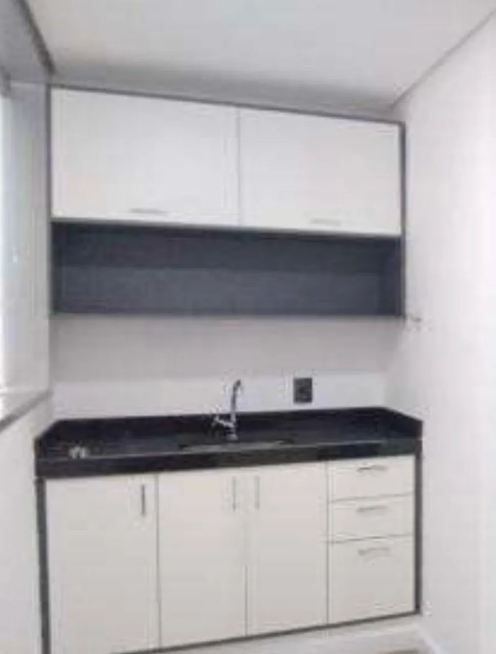 Imagem Sala Comercial de Alto Padrão no Parque Campolim: 1 sala, 1 banheiro, 1 vaga de garagem, 45,00 m² de área - Sorocaba-SP.