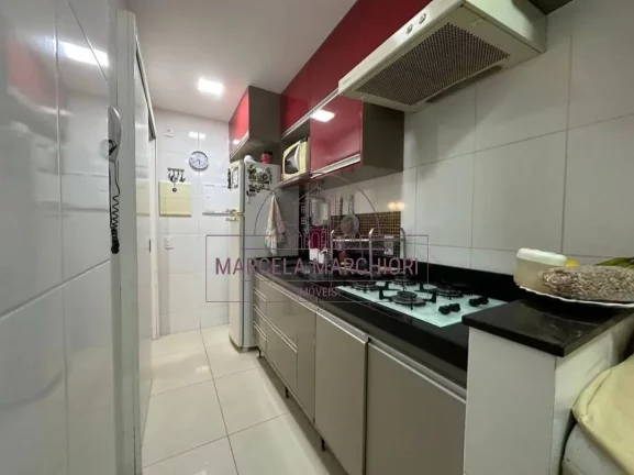 Imagem Apartamento 2 quartos, suíte, armários, sala integrada com varanda, lazer