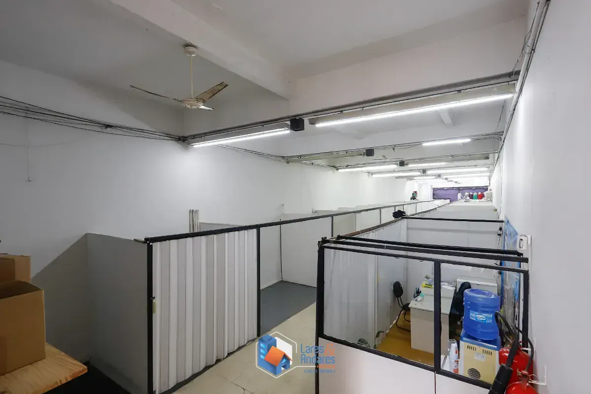 Foto do imóvel Loja de rua para venda em Santana, 950m² em Rua Voluntários da Pátria