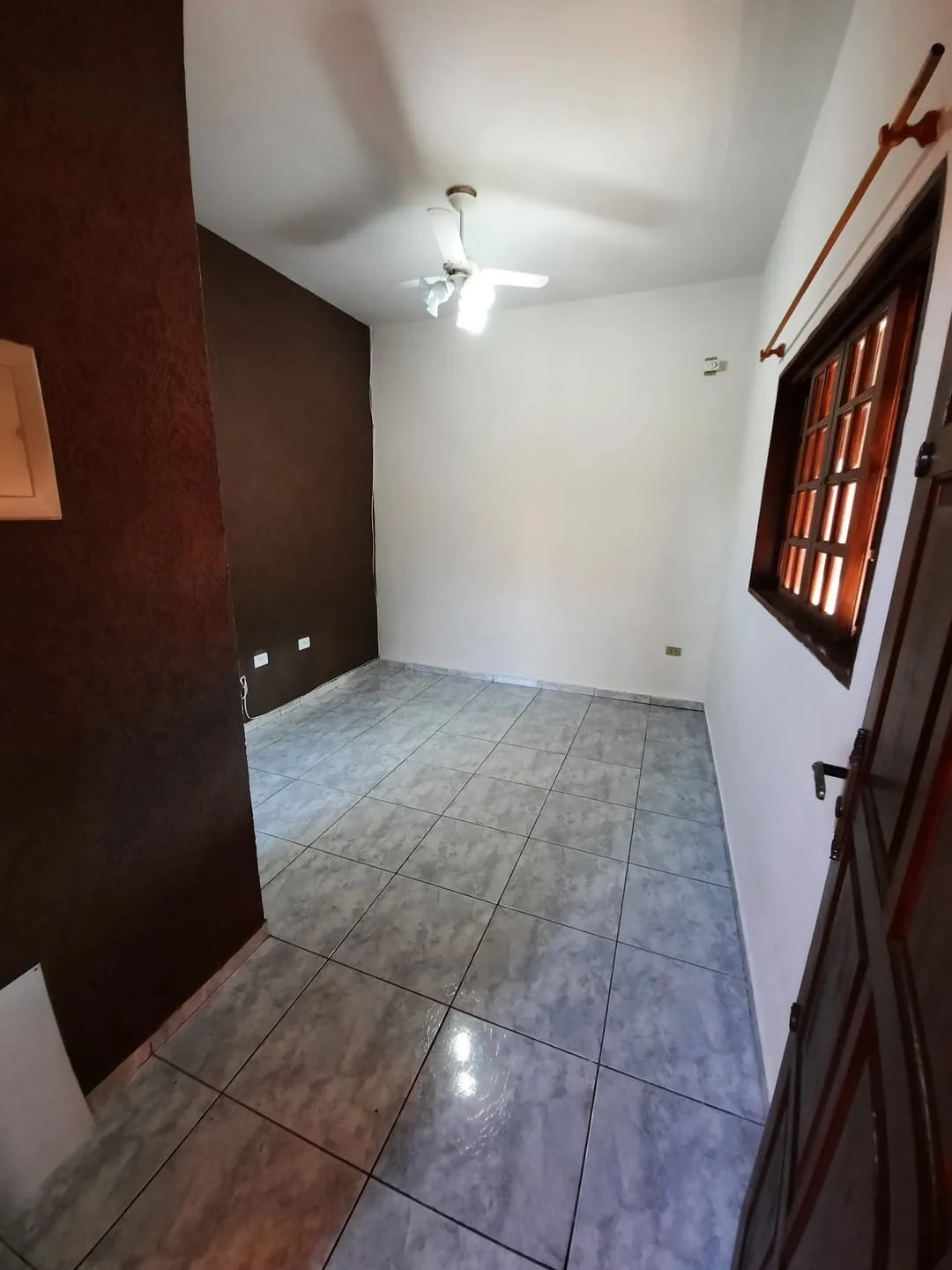 Imagem Casa à venda 3 Quartos, 2 Vagas, 300M², Laerte Assunção, Pindamonhangaba - SP