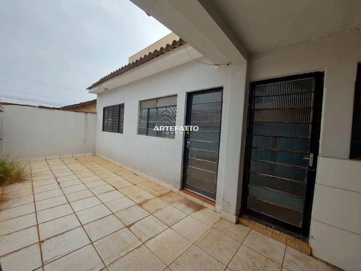 Imagem Casa à venda em Franca, Jardim Conceição Leite, com 2 quartos, 190m2