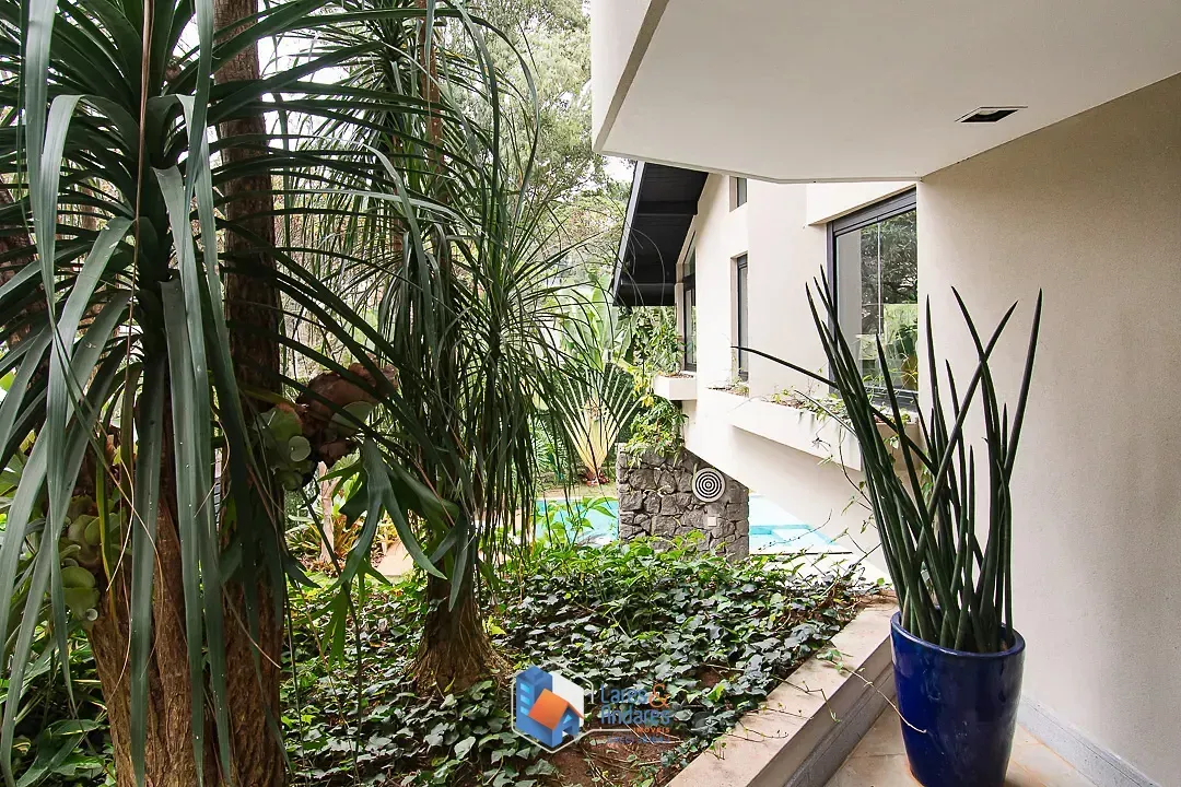 Imagem Sobrado para venda em Jardim Virginia Bianca com 4 quartos, sendo 3 suítes, 312m²