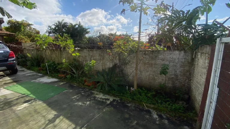 Imagem Venda de Duas Casas no Campo Duna: 5 Quartos, 1 Suíte, 2 Salas e 176m² em Garopaba-SC! Próximo ao Supermercado Silveira e IFISC.