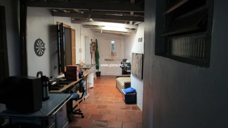 Imagem Casa para Venda em Concórdia, Centro, 4 dormitórios, 2 banheiros