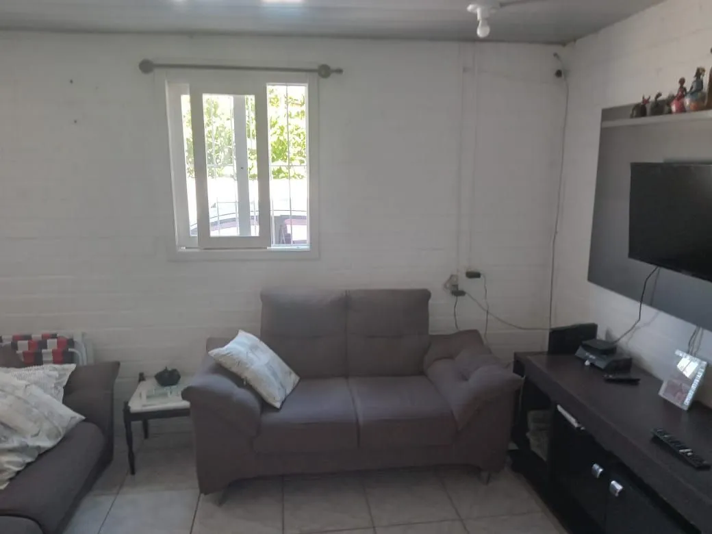 Imagem Casa 2 dormitórios, 1 suíte, 2 vagas