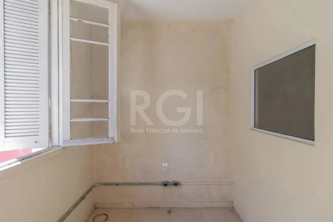 Imagem Vende casa 03 dormitórios, 275,22 m², bairro Azenha/Porto Alegre