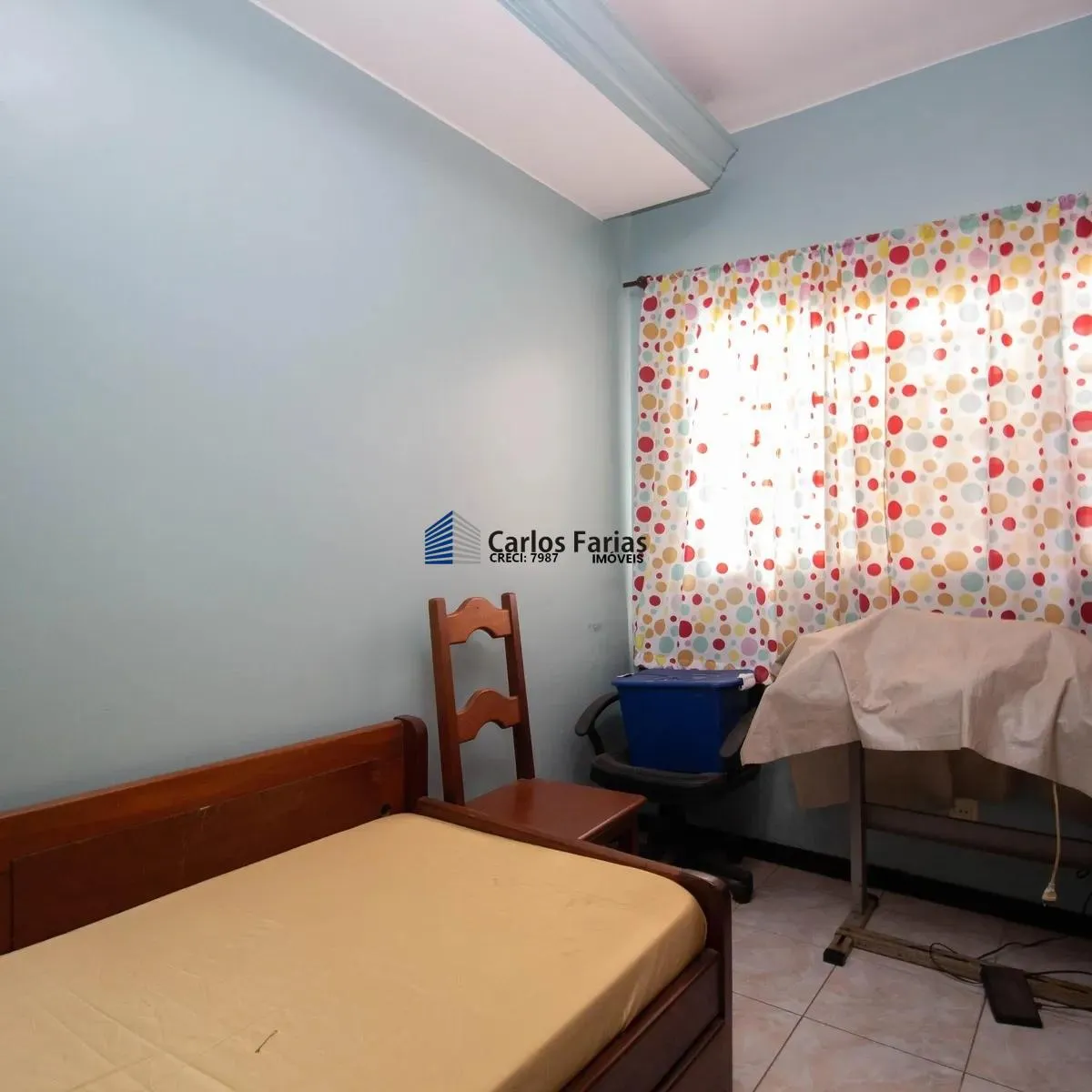 Imagem Casa para Venda em Brasília, Guará II, 5 dormitórios, 1 suíte, 3 banheiros, 2 vagas