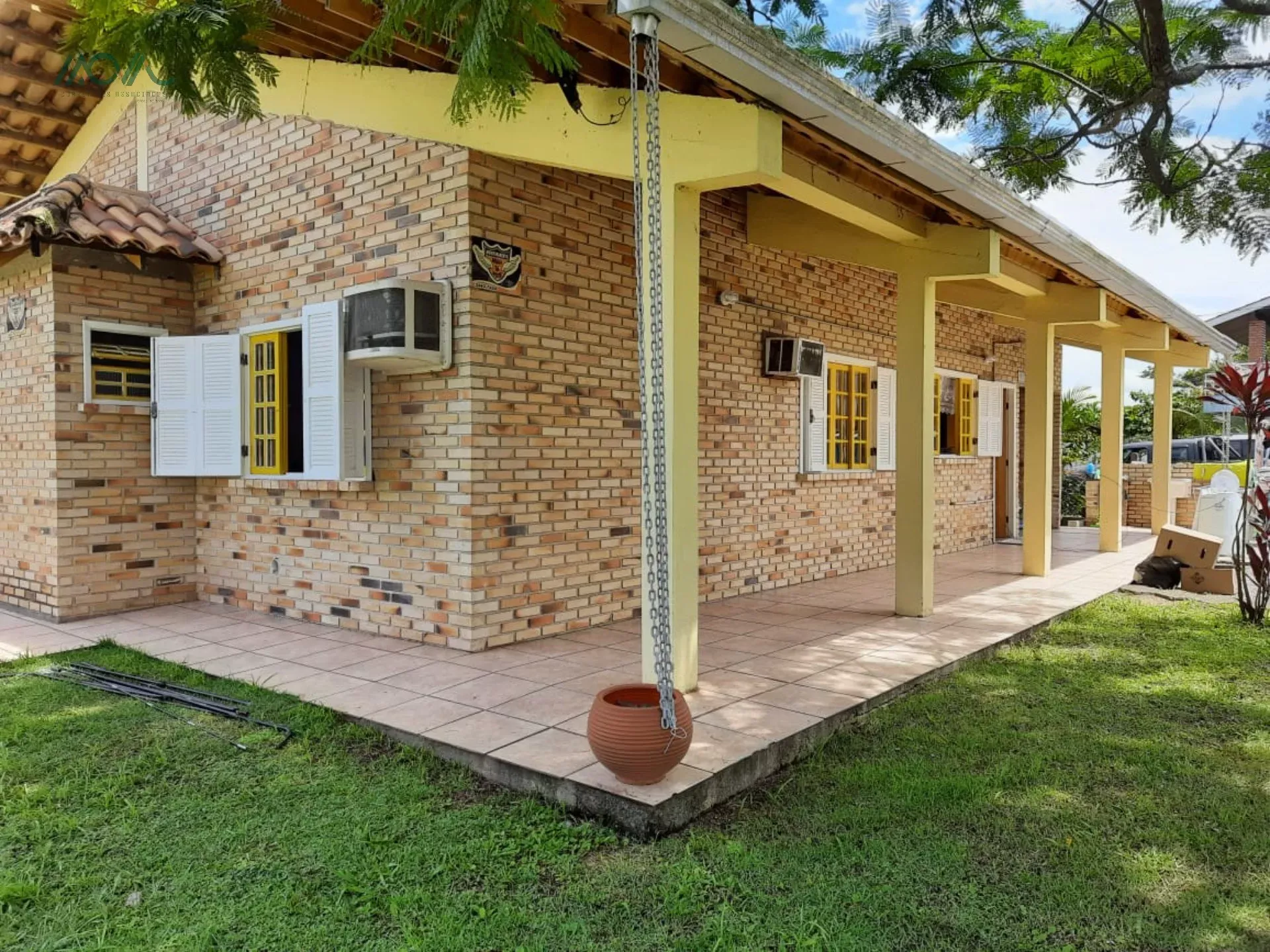 Foto do imóvel CASA PÉ NA AREIA EM ITAPOÁ - Incrível oportunidade, casa com uma vista deslumbrante para a Baía ...