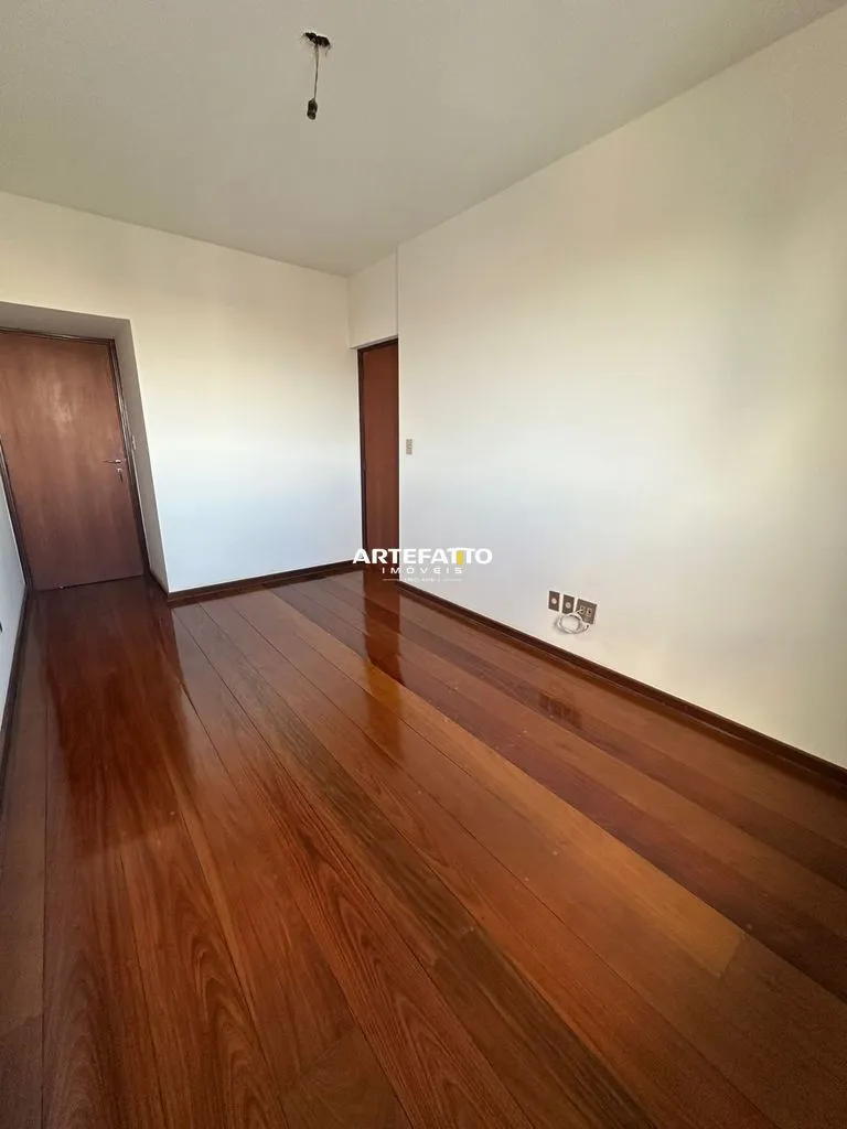 Imagem Cobertura Duplex no Centro, em Franca, com 412m2 e 3 suítes