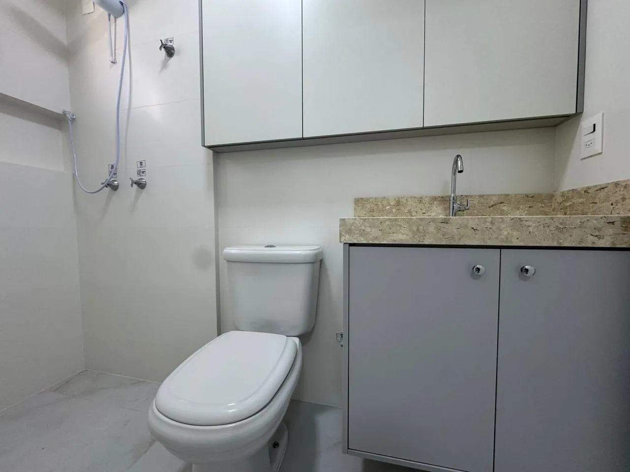 Imagem Apartamento com vista para o mar à venda com 70m2 por R$ 950.000,00
