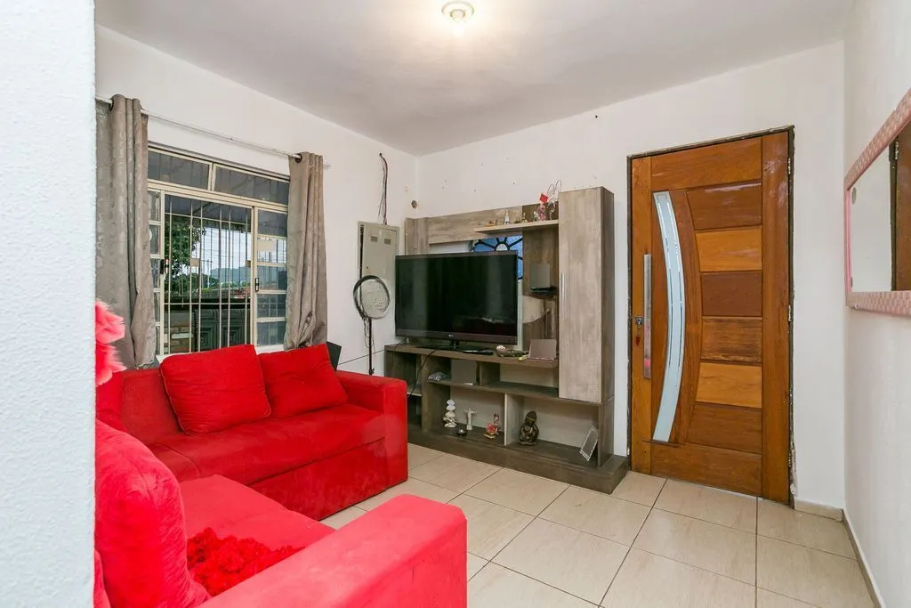 Imagem Casa de 2 dormitórios à venda Bairro no Vila Nova - Porto Alegre