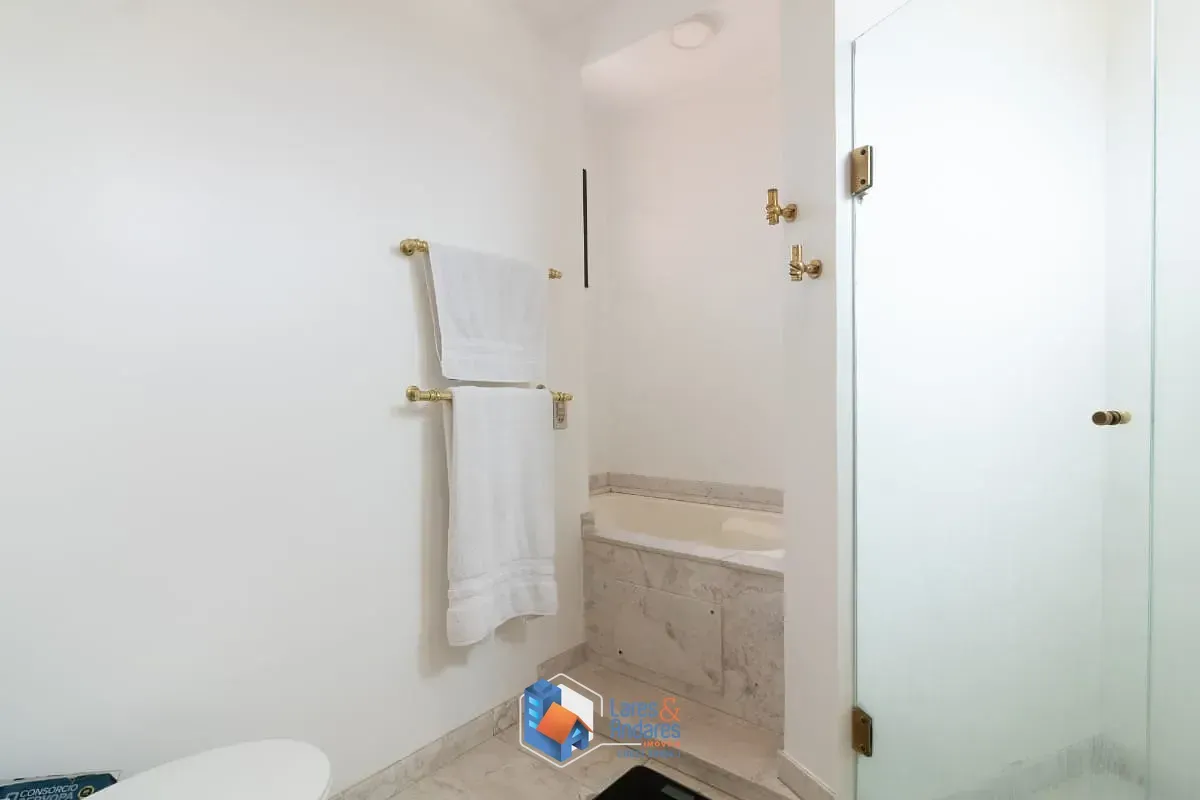 Imagem Apartamento para venda em Real Parque com 4 quartos, sendo 2 suítes, 251m²