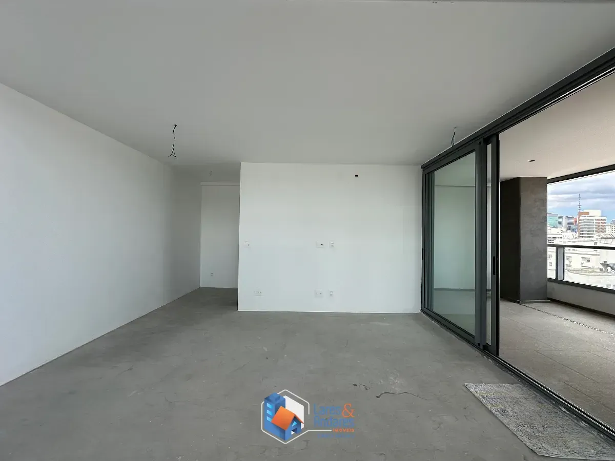 Imagem Duplex para venda em Cerqueira César com 2 quartos, sendo 2 suítes, 148m²