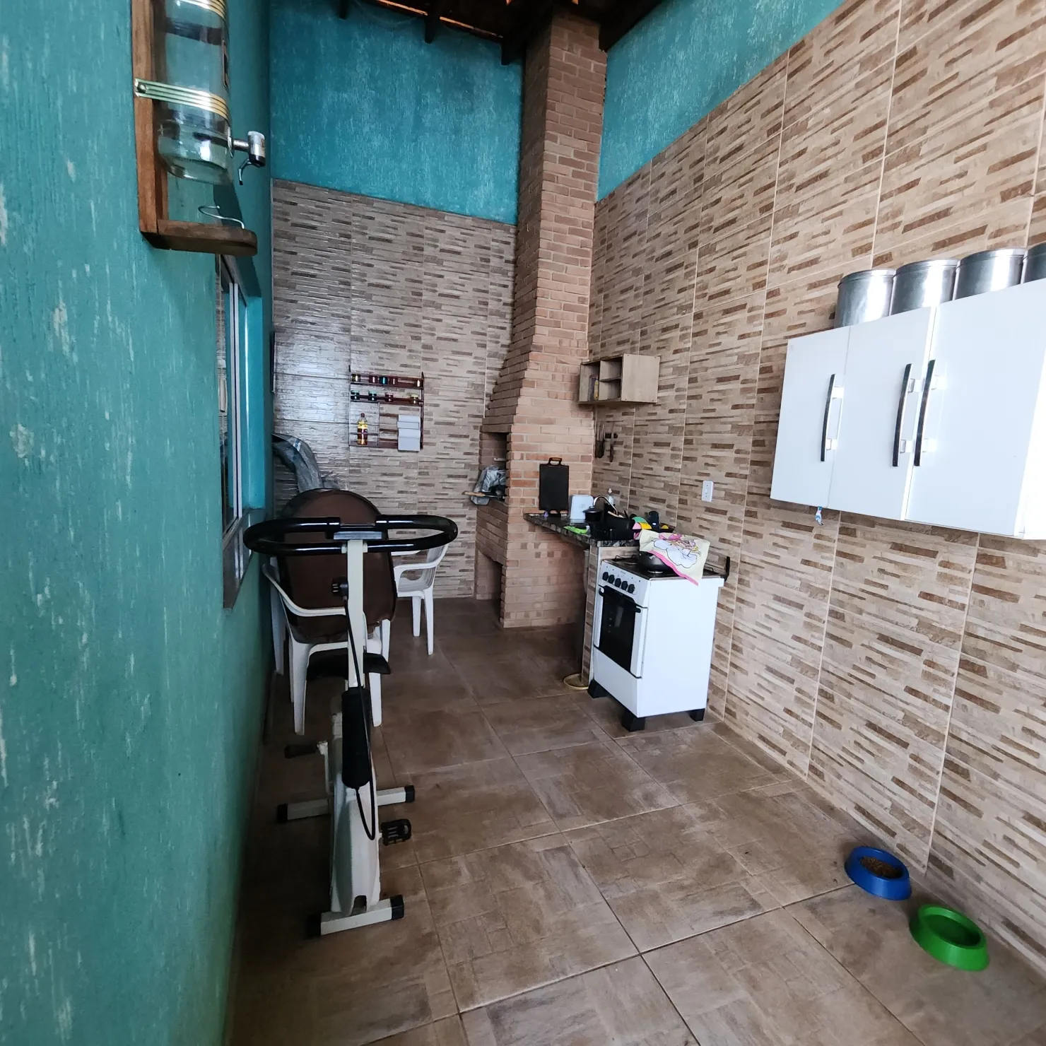 Imagem Casa à venda 2 Quartos, 1 Suite, 5 Vagas, 267M², Parque Shangrilá, Pindamonhangaba - SP