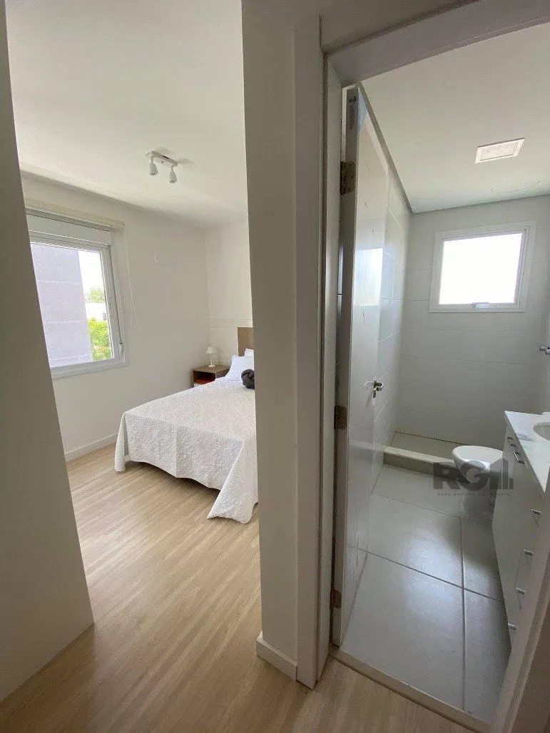 Imagem Apartamento de 2 dormitórios e uma vaga para Comprar no Bairro Bom Jesus.