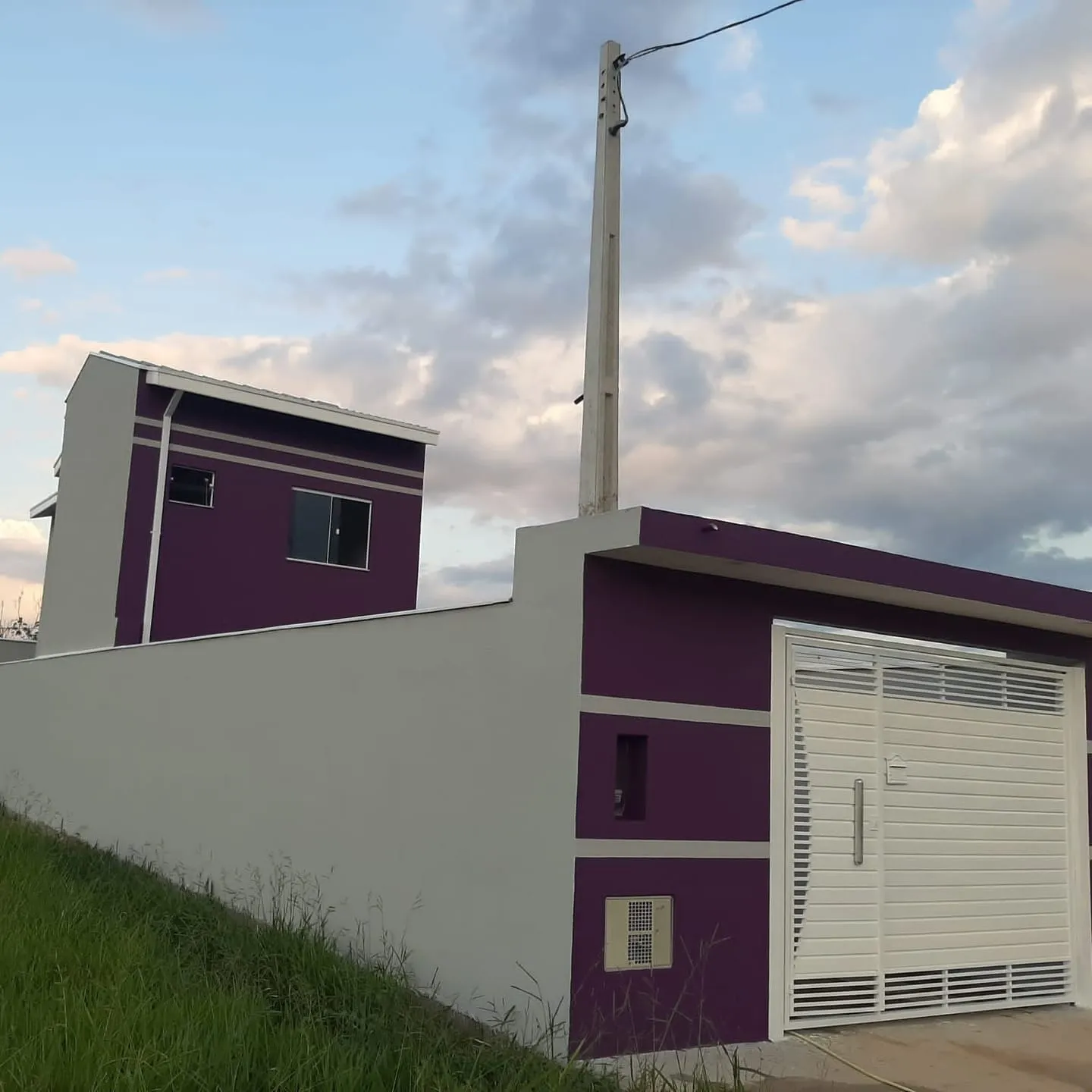 Imagem Casa à venda 2 Quartos, 1 Suite, 2 Vagas, 125M², Residencial e Comercial Portal dos Eucaliptos, Pindamonhangaba - SP