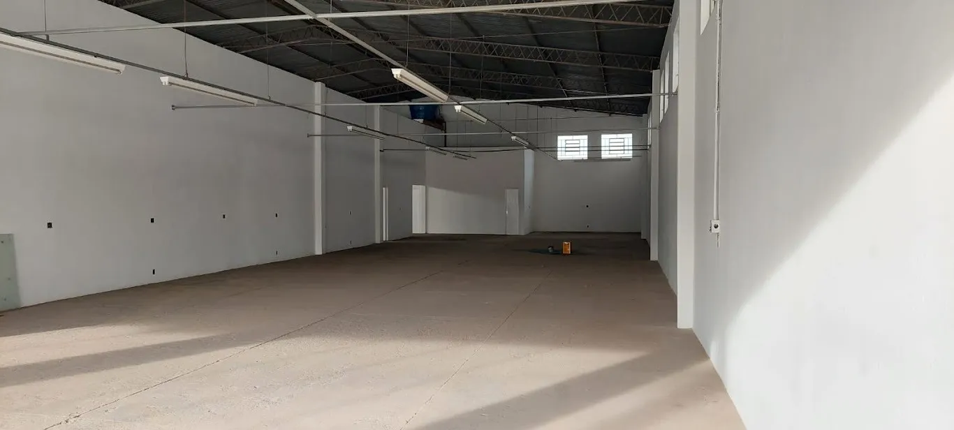 Imagem Galpão comercial com 900,00 m2 de área disponível