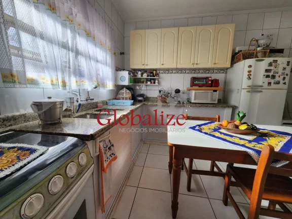 Imagem Sobrado à venda no Bairro Estuário em Santos com 3 suítes, 2 vagas por R$960.000,00