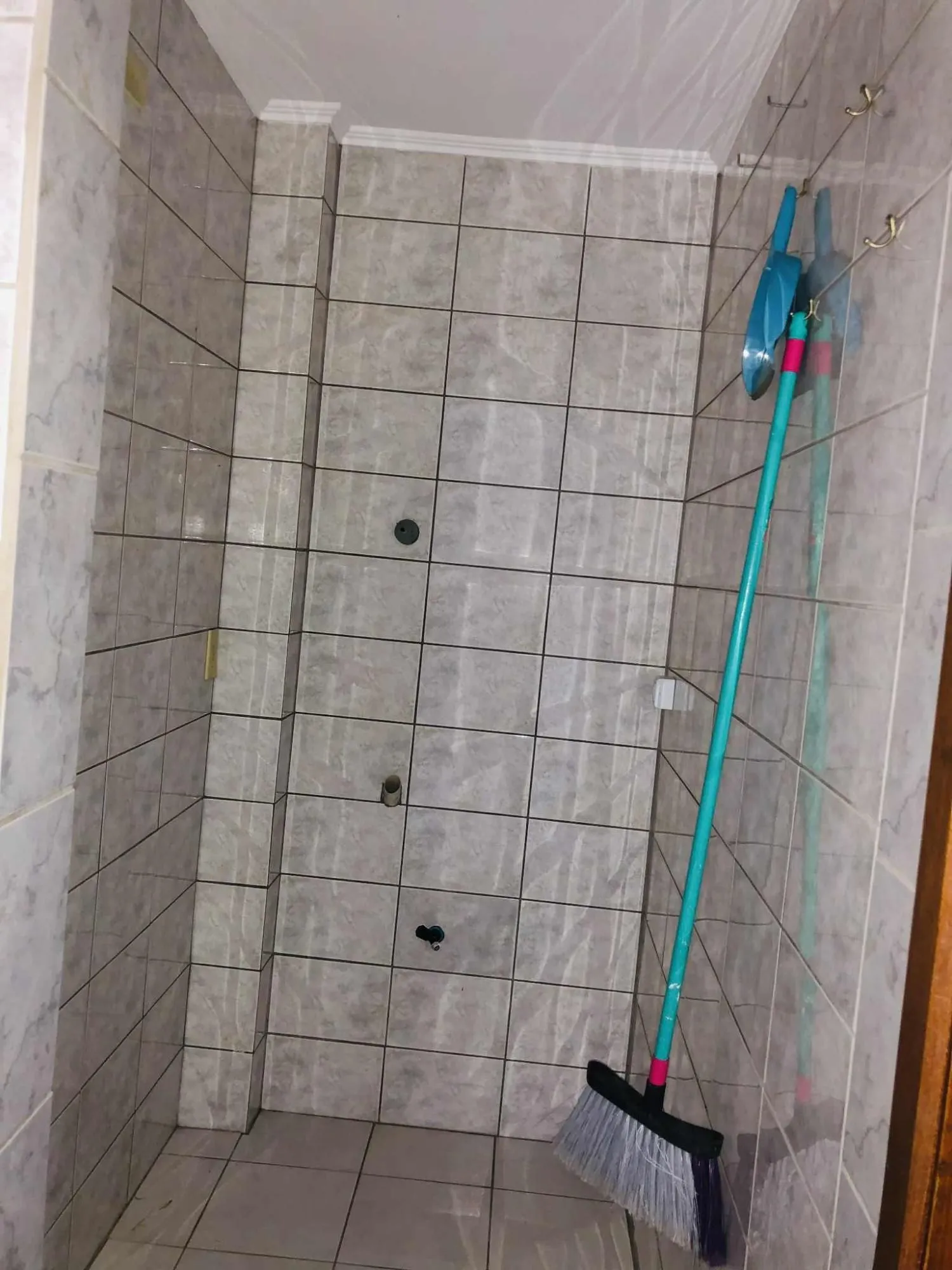 Imagem Apartamento Amplo e Pronto para Morar no Bairro Floresta - Porto Alegre