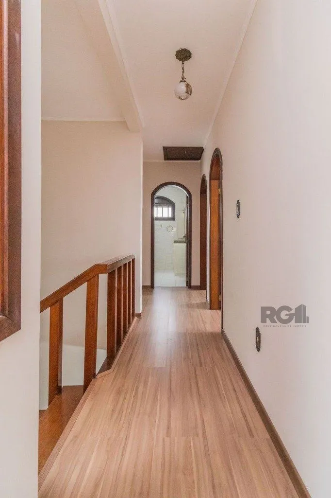Imagem Casa com 287m², 5 dormitórios, piscina, 4 vagas no bairro Jardim Itu