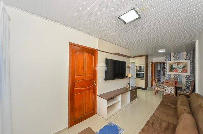 Imagem Casa com 2 Quartos à Venda, 68 m² em Ganchinho - Curitiba