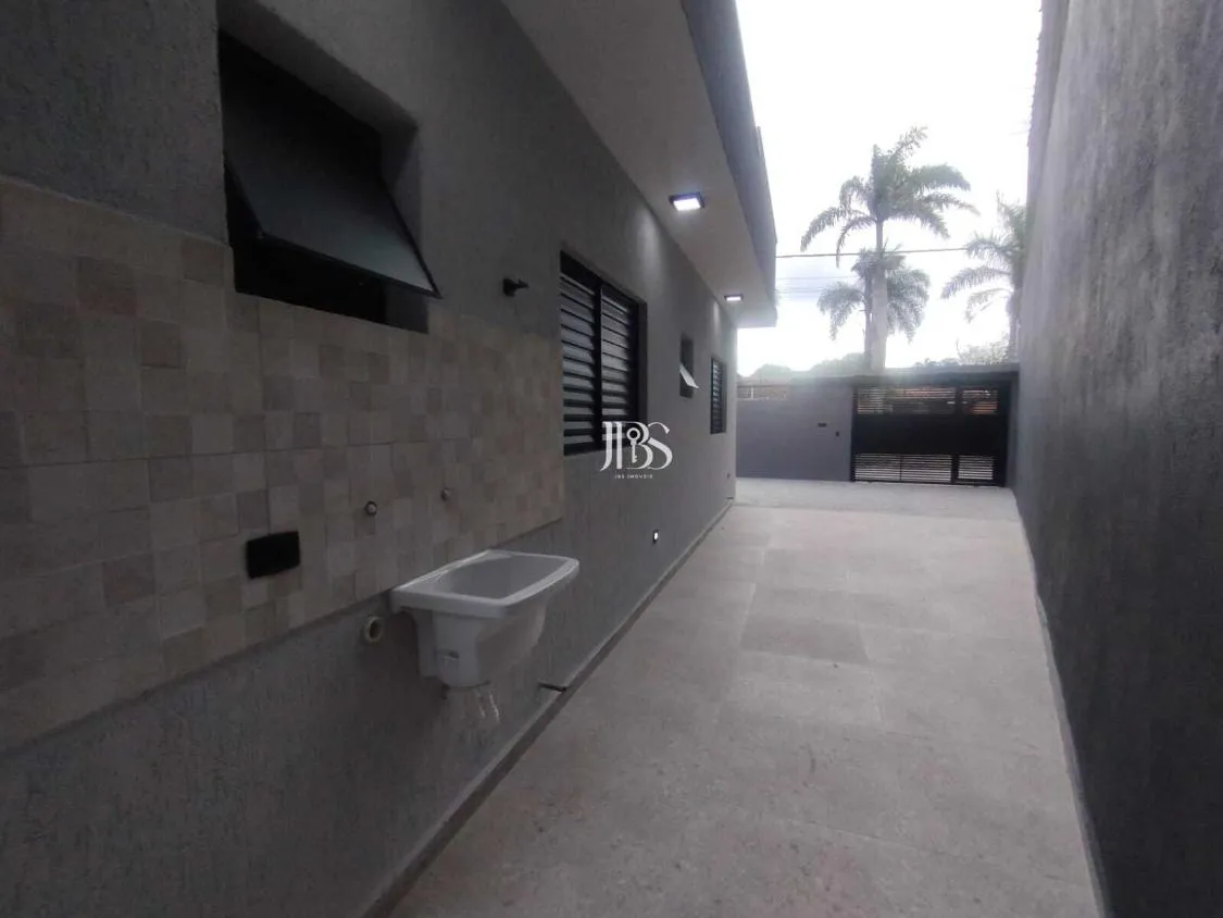 Imagem CASA NOVA COM PISCINA À VENDA EM ITANHAÉM FINANCIAMENTO
