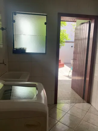 Imagem Sobrado com 3 Quartos à Venda, 256 m² em Dos Casa - São Bernardo Do Campo