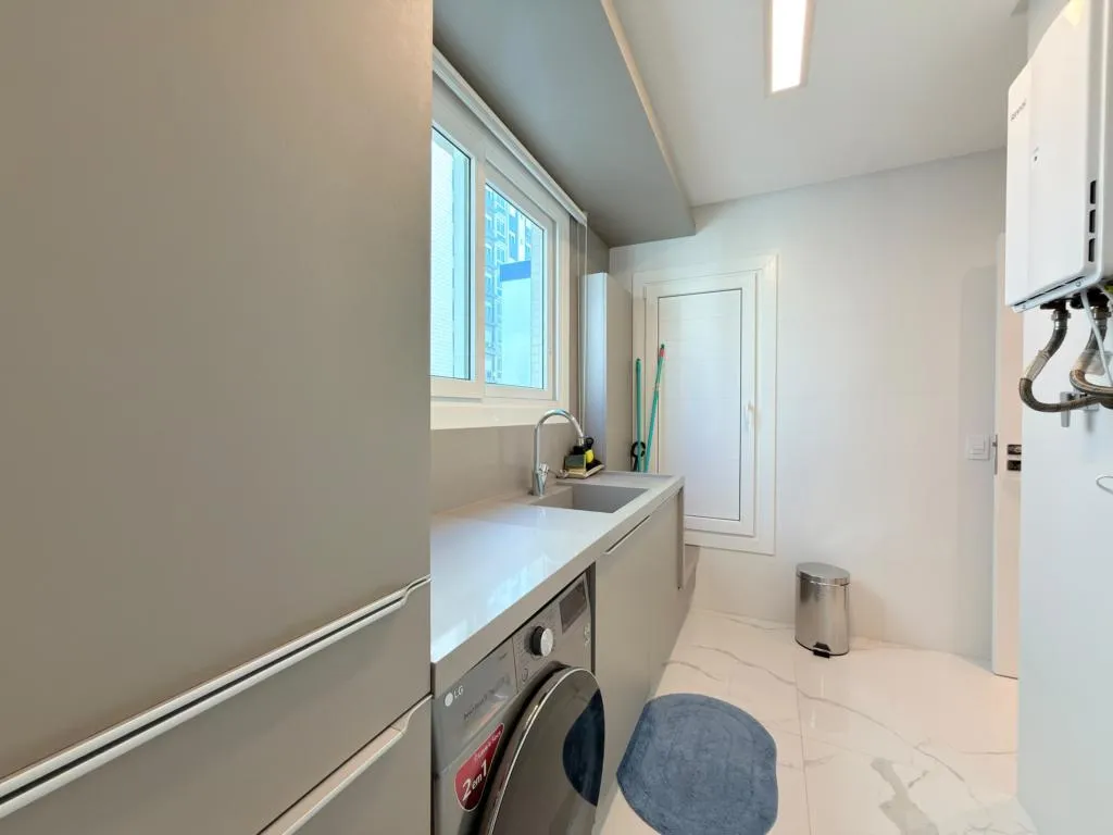 Imagem Apartamento 4 Dormitórios - Bairro Navegantes
