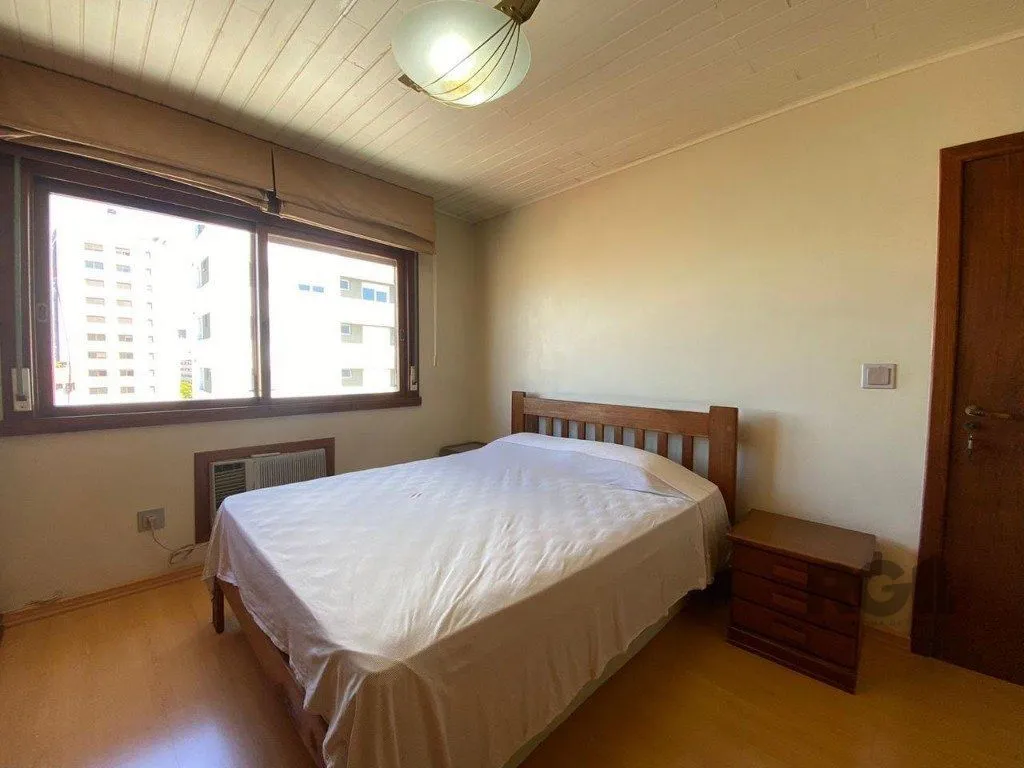 Imagem Cobertura Duplex para Venda - 269,97², 3 dorm, 1 suite, 2 vagas - Menino Deus