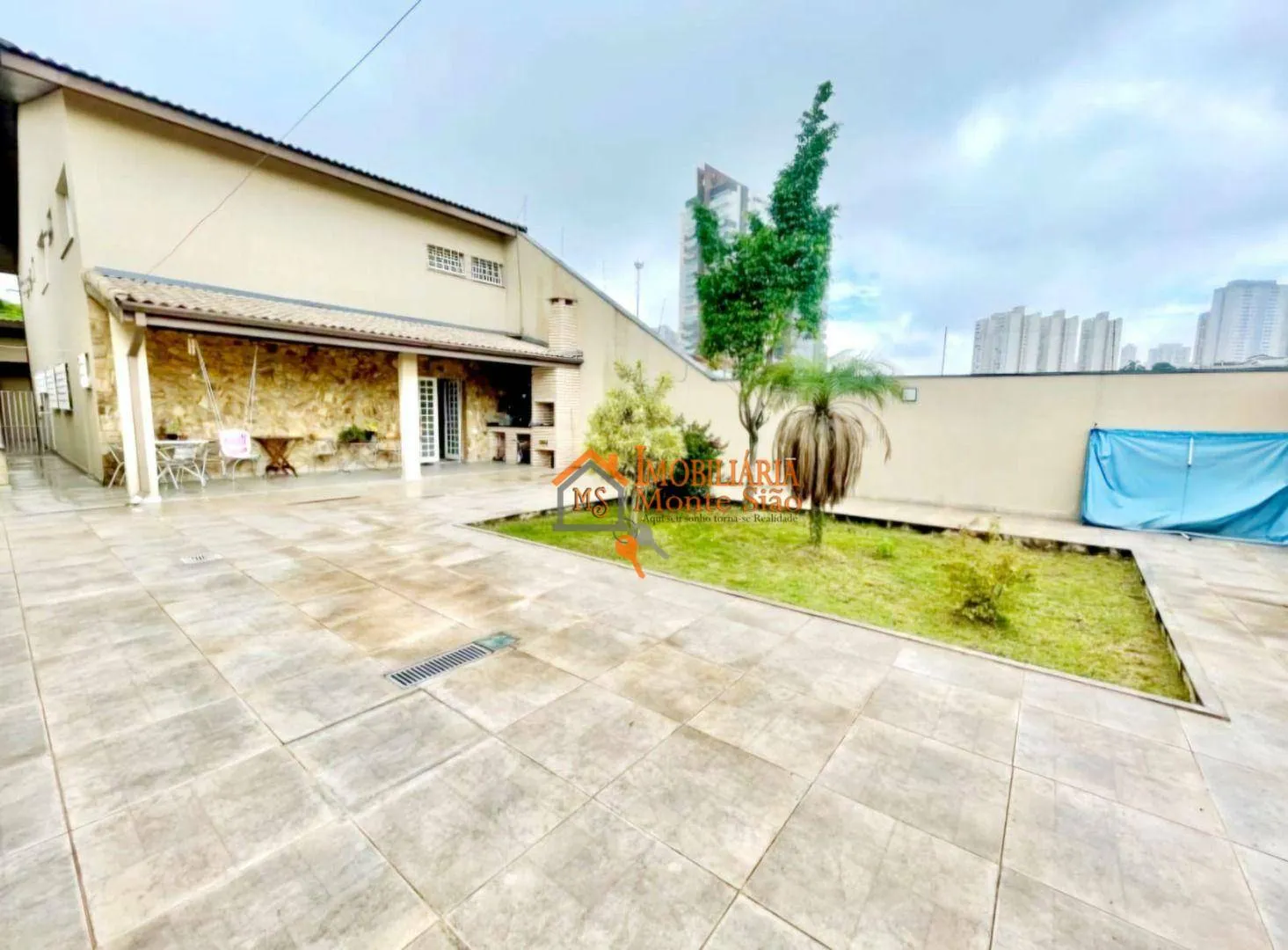 Imagem Sobrado com 4 dormitórios à venda, 512 m² por R$ 1.690.000,00 - Vila Rosália - Guarulhos/SP