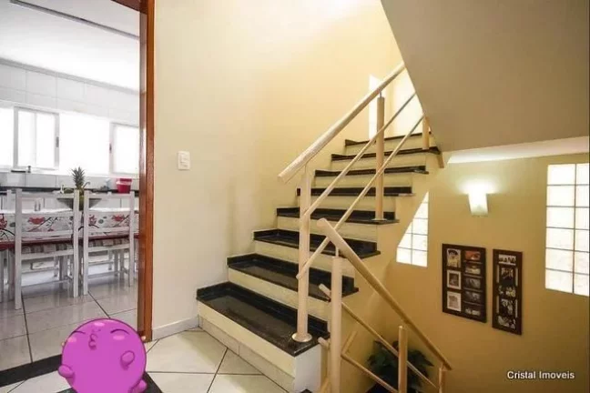 Imagem Lindo Sobrado de 310 m²