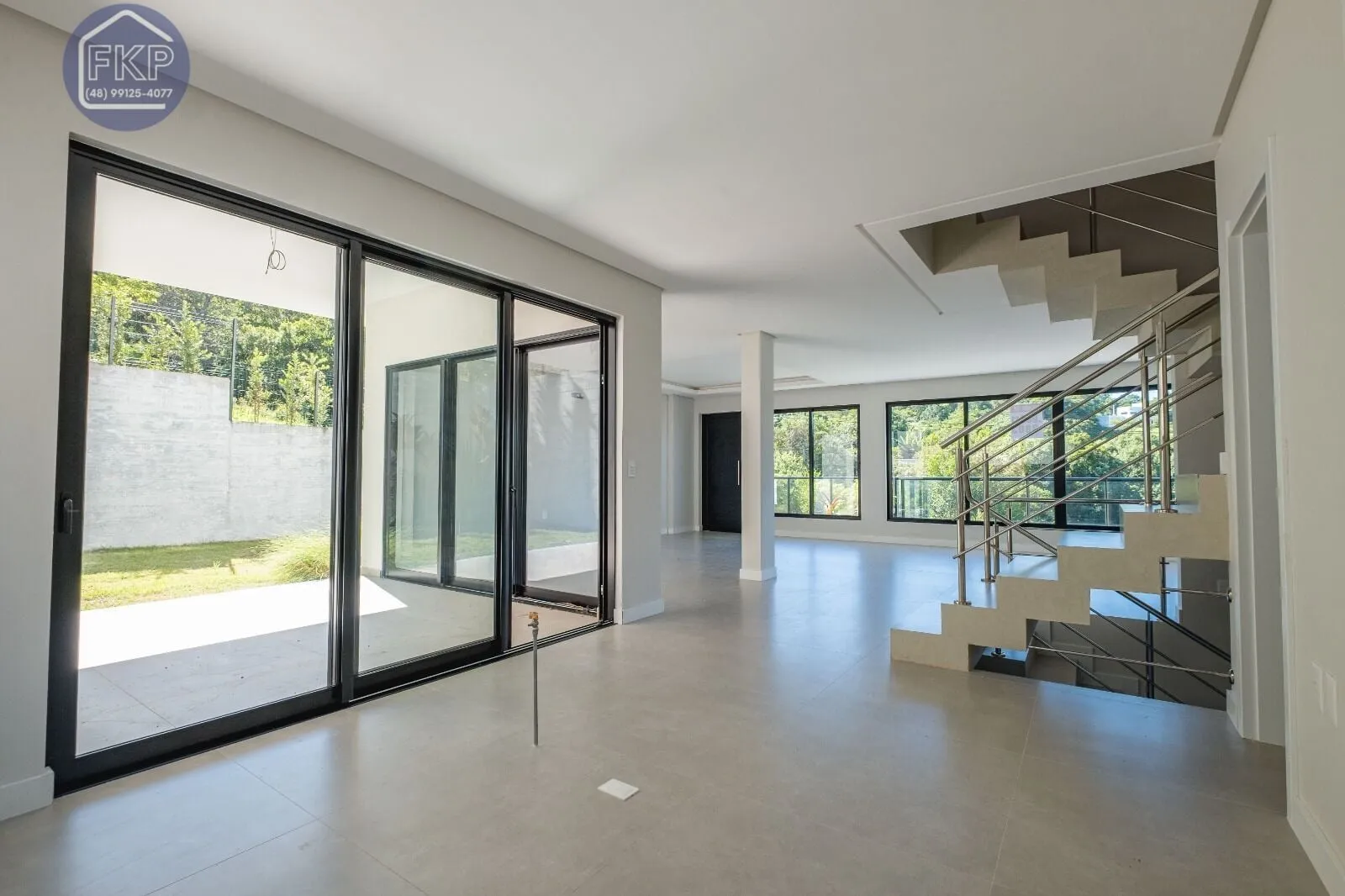 Imagem Casa Nova de Alto Padrão!