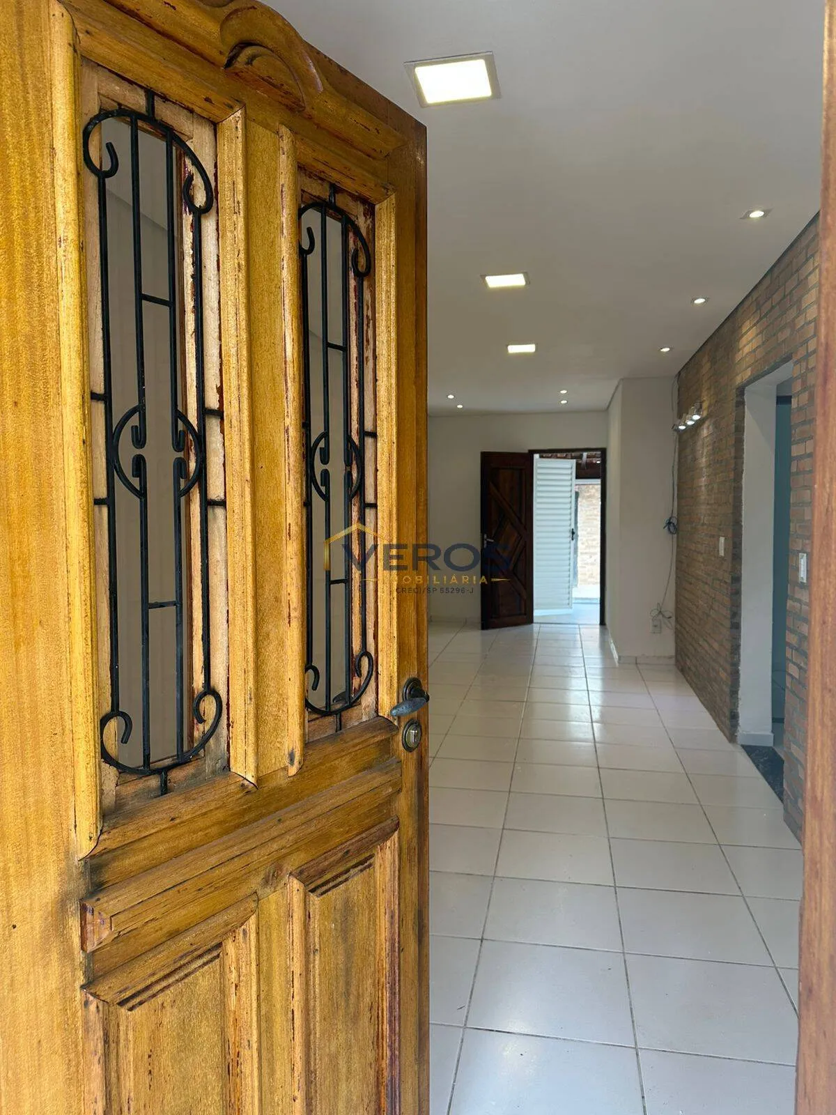 Imagem Casa térrea grande a venda na Martim de Sá em Caraguatatuba