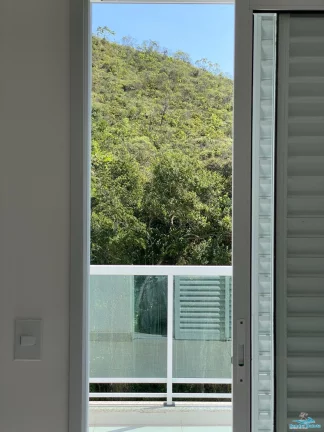 Imagem Belíssima cobertura com 3 dormitórios/Praia Grande-Ubatuba