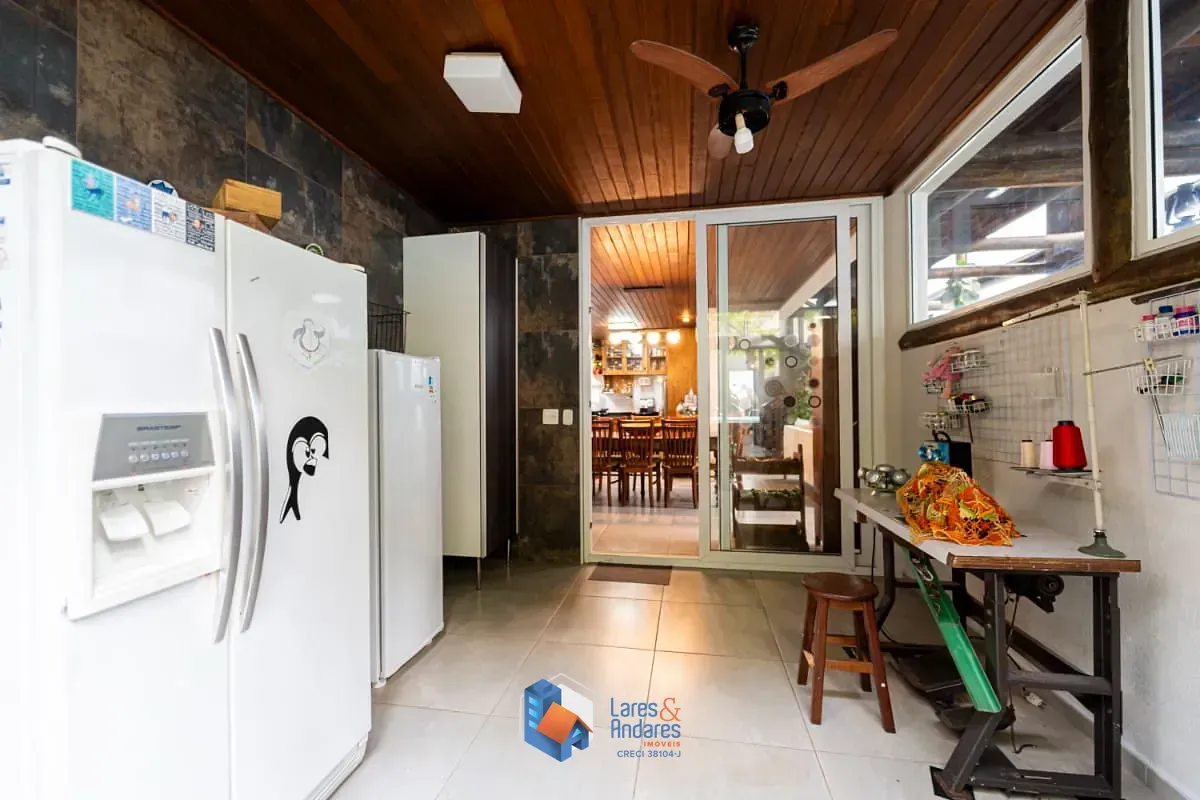 Imagem Casa para venda em Planalto Paulista com 4 quartos, sendo 4 suítes, 326m²