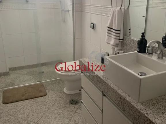 Imagem Apartamento à venda com 257m², 4 quartos, 2 suítes, 2 vagas por R$1.1700.000,00 no Gonzaga em Santos