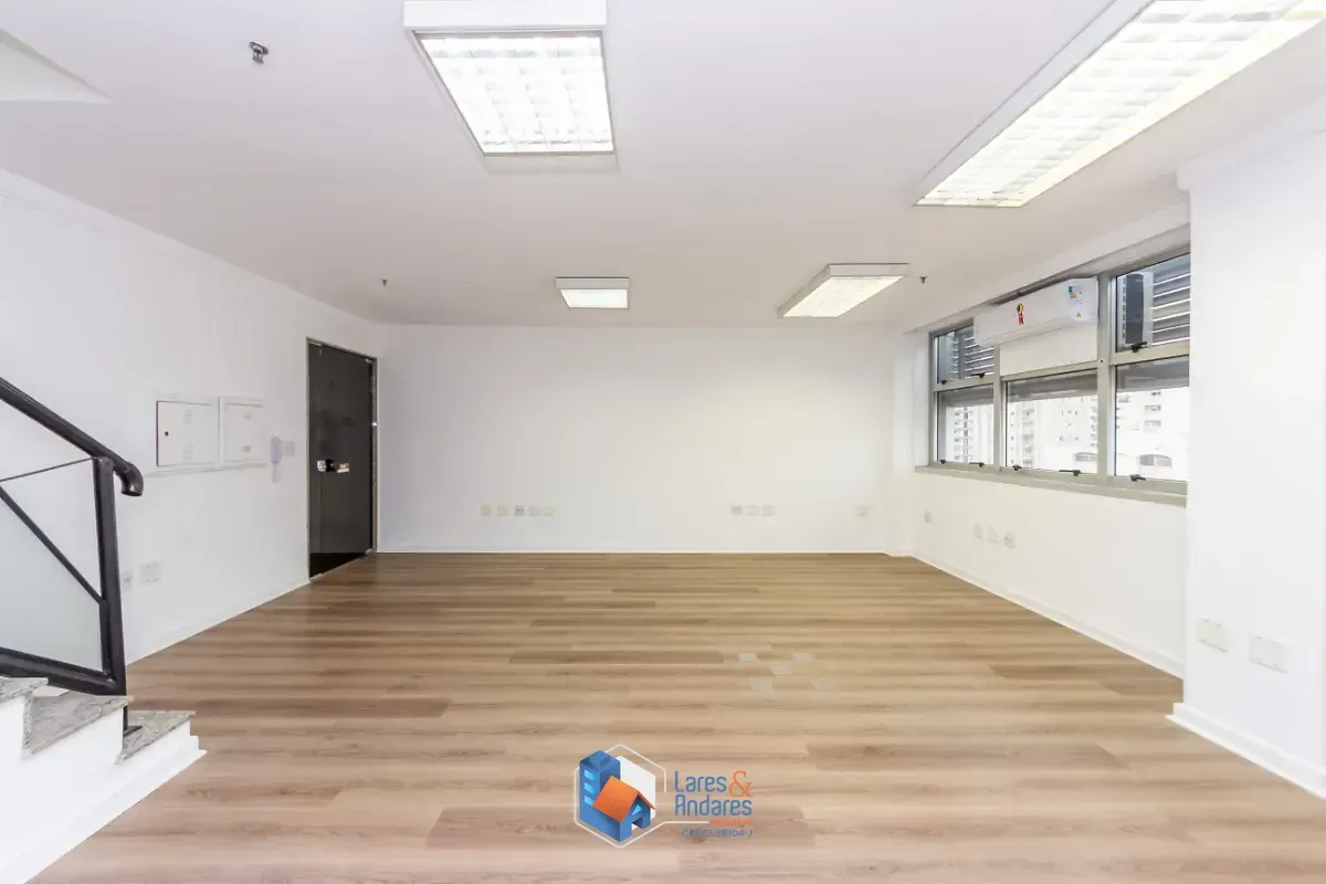 Imagem Conjunto comercial para venda e locação em Indianópolis, 211m²