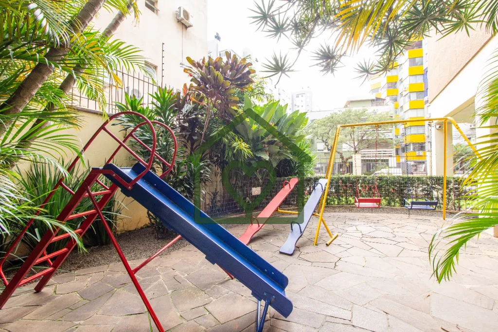 Imagem Apartamento de 2 dormitorios com garagem no bairro Santana! 
Desocupado! Ótimo apartamento de 2 dor...