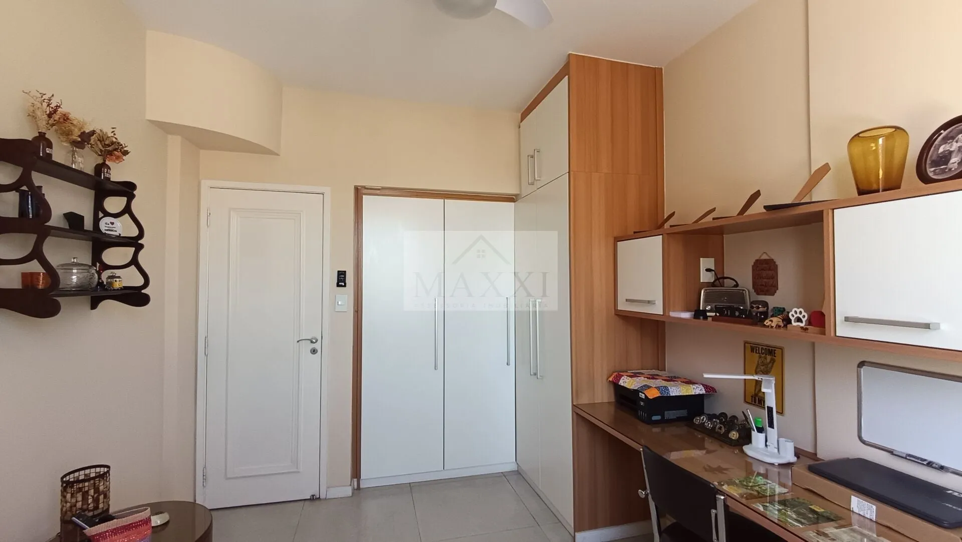 Imagem Edifício Tour Fontainebleau - Oportunidade Única: Apartamento à Venda no Bairro Tijuca, Rio de Janeiro-RJ