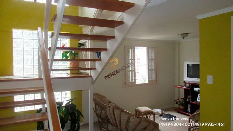 Imagem Casa para Venda em Concórdia, Jardim, 3 dormitórios